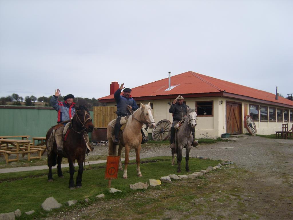 Estancia Rio De Los Ciervos Punta Arenas Exterior photo